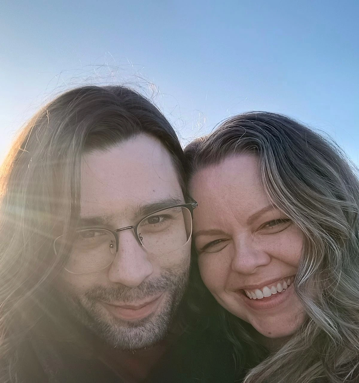 Jordana and Jesse K-I-S-S-I-N-G